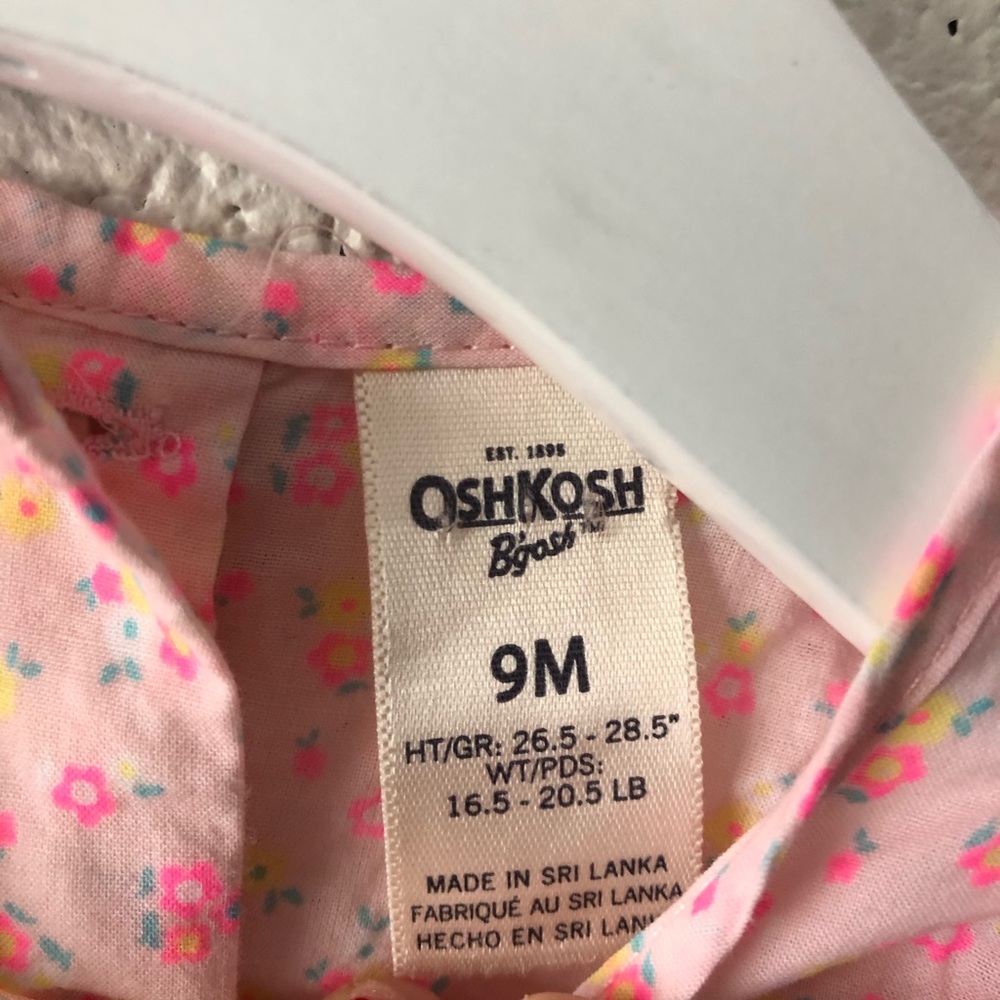 OshKosh pink floral romper sz: 9M - Picture 4 of 6